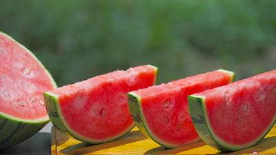 娱乐吃瓜视频模板大全,吃瓜视频模板大全，带你领略幕后花絮与精彩瞬间  第2张